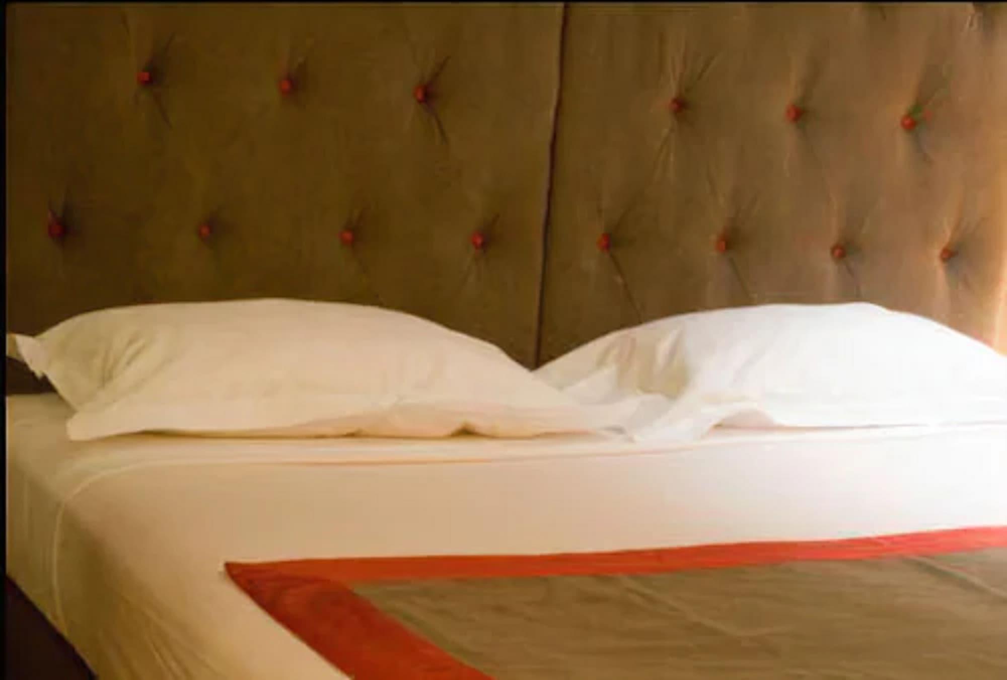 Windsor Opera Hotel 4*